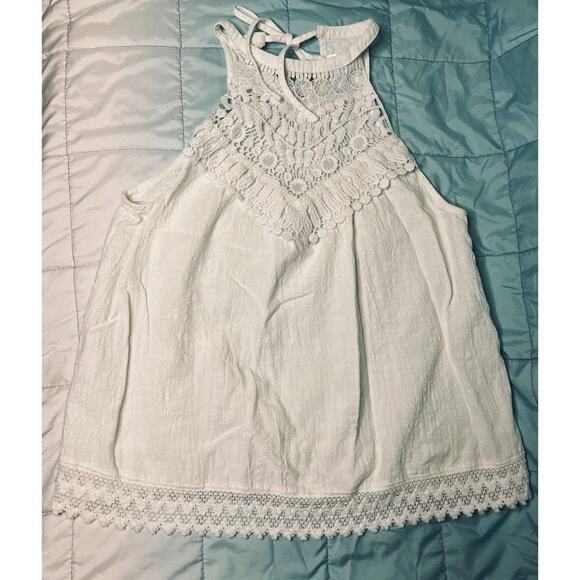 Mistic Prysm by Listicle Embroidered Halter Top Size Small - Picture 1 of 5